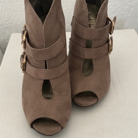 Guess Suede Casper Peeptoe Ankle Booties Size 6 - Picture 2 of 10